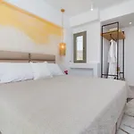 Apartahotel Golden Bay Luxury And 4*