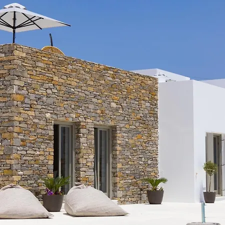 Golden Bay Luxury And Aparthotel Chrisi Akti (Paros)