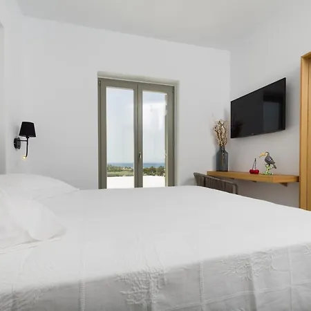 Golden Bay Luxury And * Chrisi Akti (Paros)