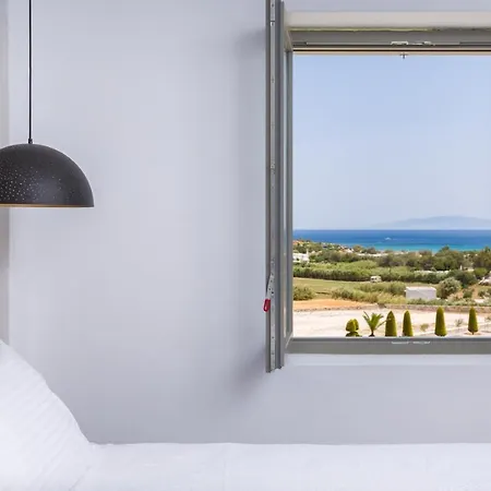 Aparthotel Golden Bay Luxury And 4*