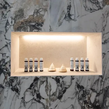 Golden Bay Luxury And Chrisi Akti (Paros)