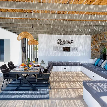 Golden Bay Luxury And * Chrisi Akti (Paros)