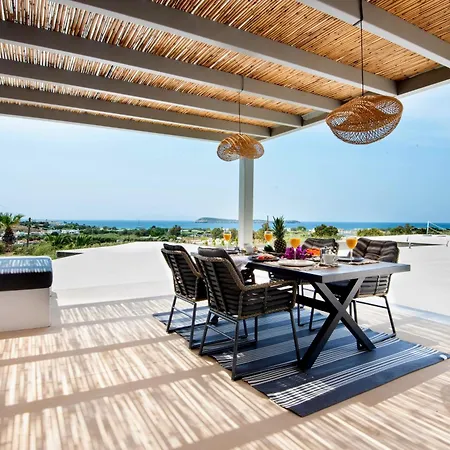 Golden Bay Luxury And Aparthotel