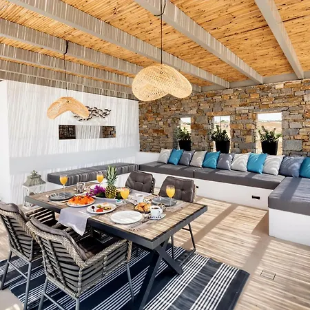 Golden Bay Luxury And * Chrisi Akti (Paros)