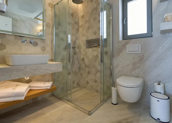 Lägenhetshotell Golden Bay Luxury And Chrisi Akti (Paros)