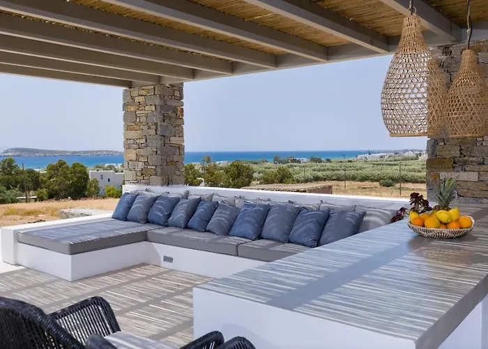 Lägenhetshotell Golden Bay Luxury And 4*