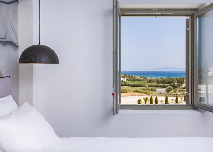 Lägenhetshotell Golden Bay Luxury And 4*