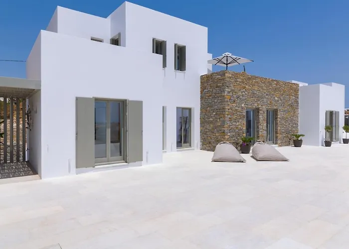 Golden Bay Luxury And Lägenhetshotell Chrisi Akti (Paros)