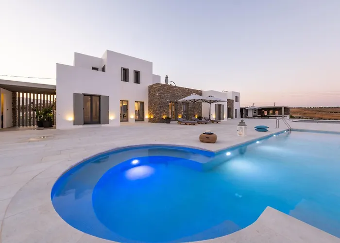 Lägenhetshotell Golden Bay Luxury And 4*