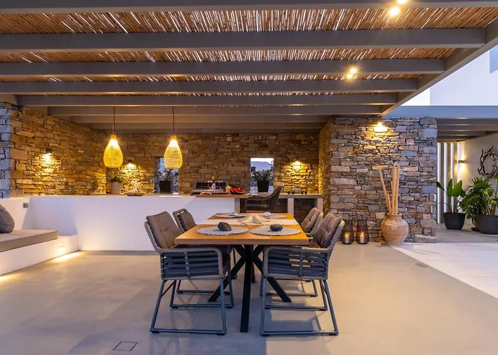 Lägenhetshotell Golden Bay Luxury And 4*