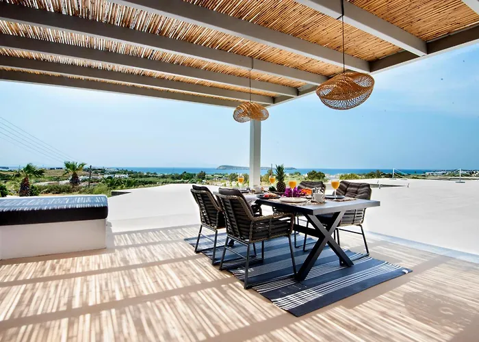 Golden Bay Luxury And Lägenhetshotell